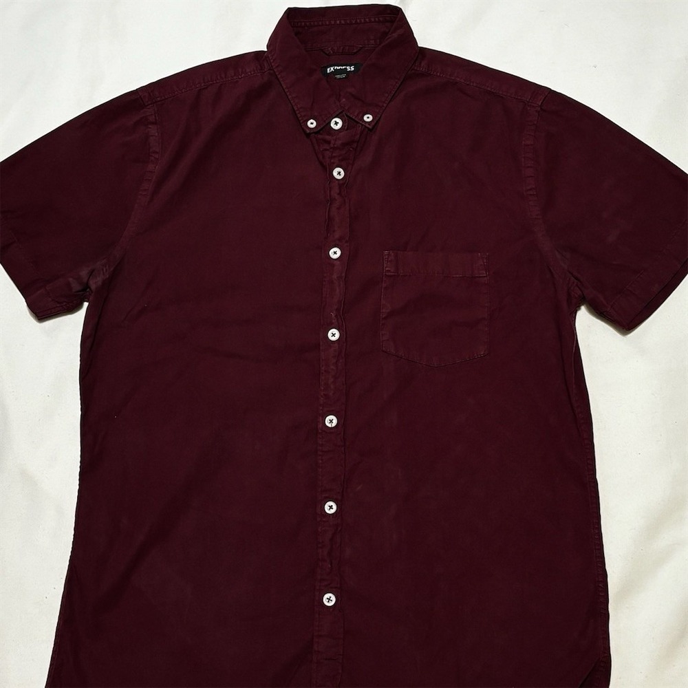 Express Men's Button-Up Shirt Size M Burgundy Short Sleeve Button-Down